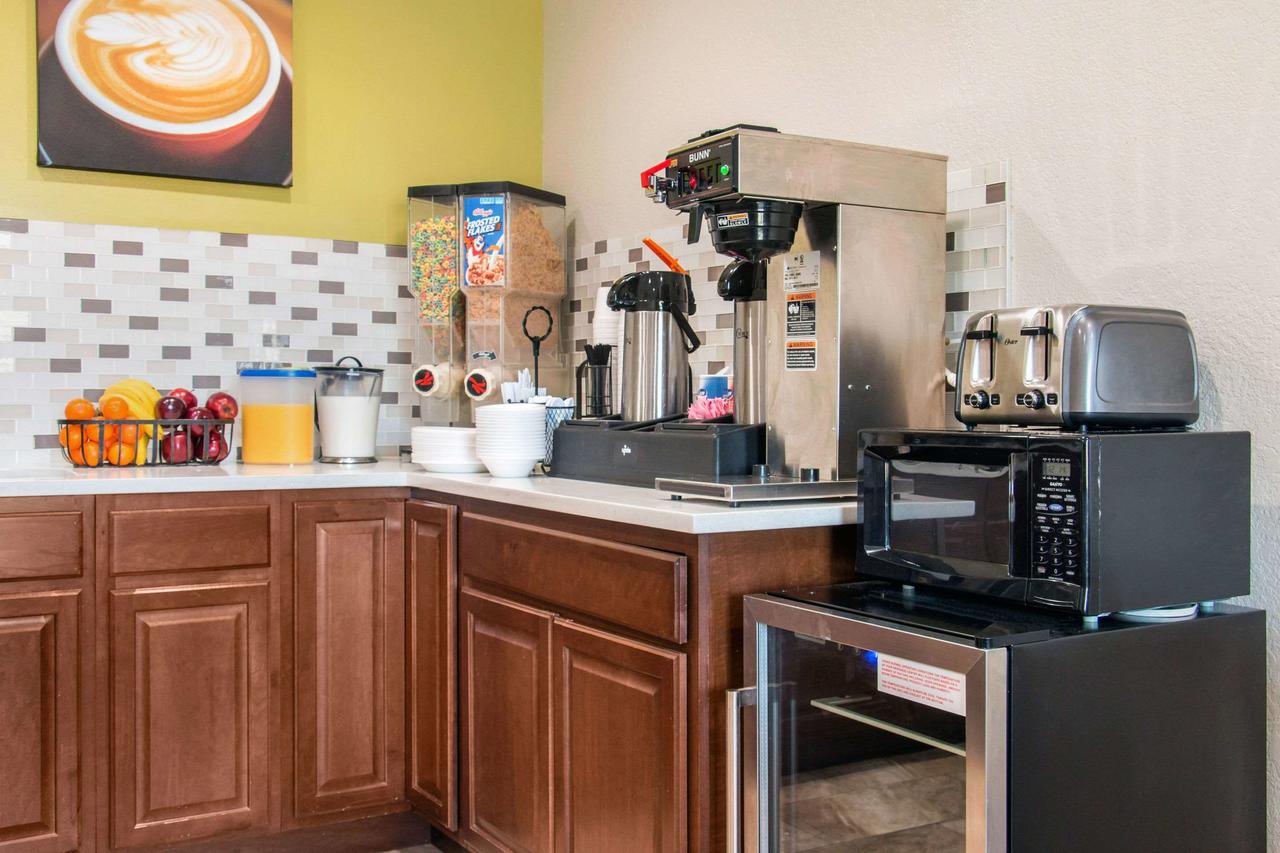 Rodeway Inn Savannah I-95 - thumb 19