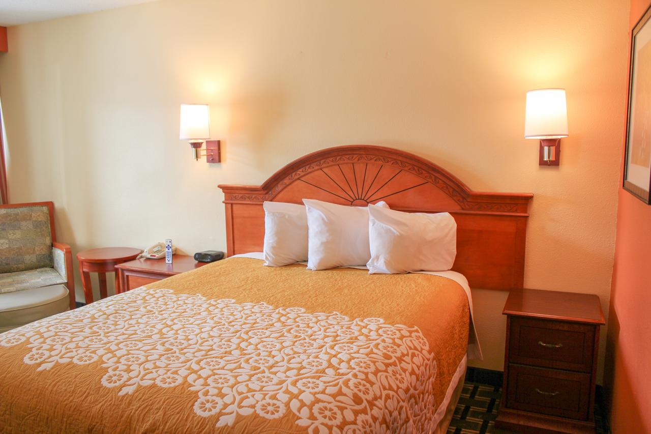 Rose Garden Inn & Suites Thomasville - thumb 8