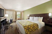 Booking Kingsland USA Accommodation