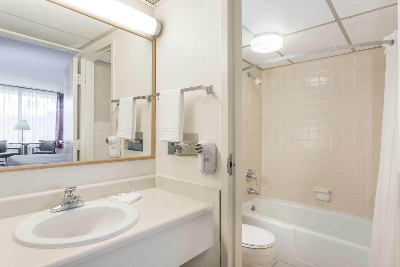 Super 8 By Wyndham Valdosta Mall - thumb 18