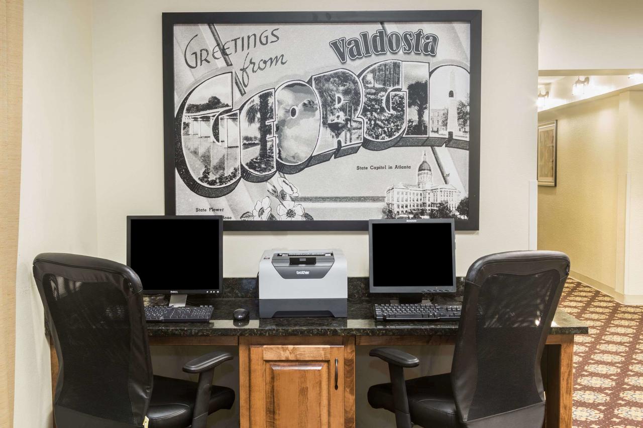 Super 8 By Wyndham Valdosta Mall - thumb 5