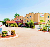 Hawthorn Suites by Wyndham - Kingsland - USA Accommodation