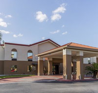 Red Roof Inn & Suites Hinesville - Tourism Bookings