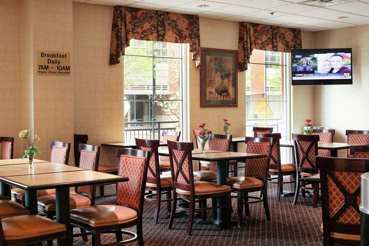 Regency Suites Hotel Midtown - thumb 9