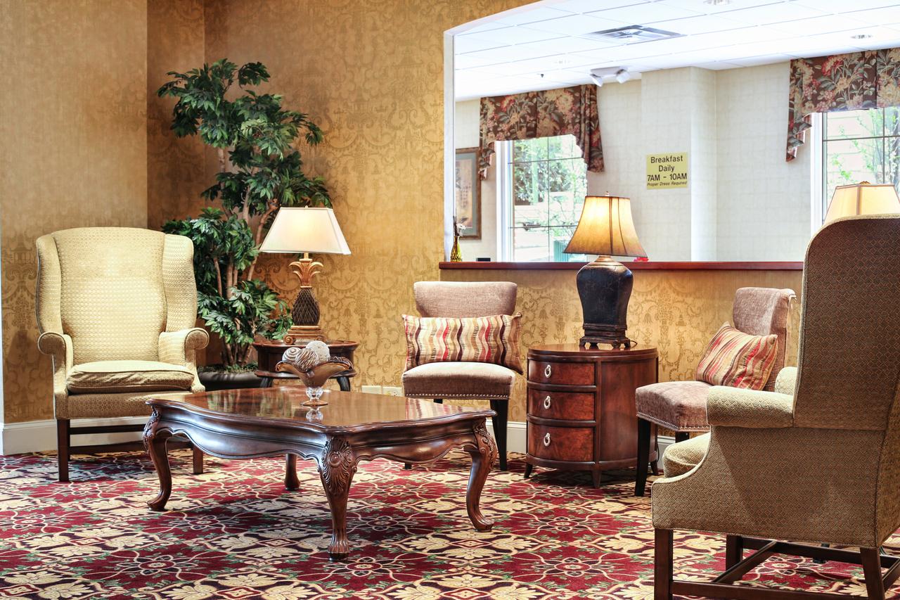 Regency Suites Hotel Midtown - thumb 6