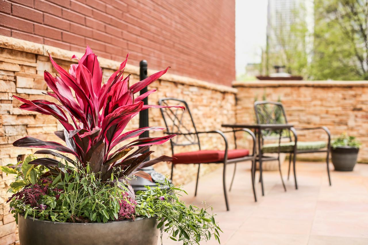 Regency Suites Hotel Midtown - thumb 16