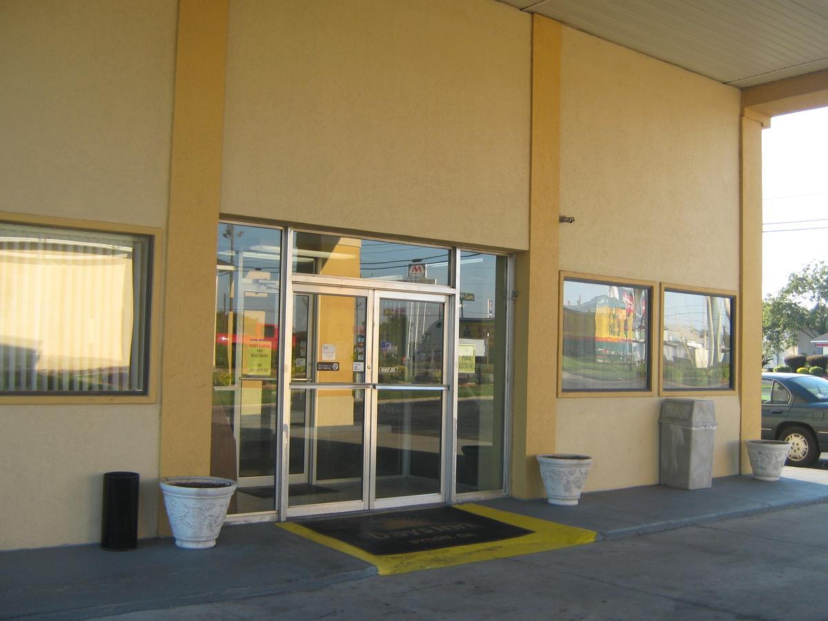 Days Inn By Wyndham Byron - thumb 15