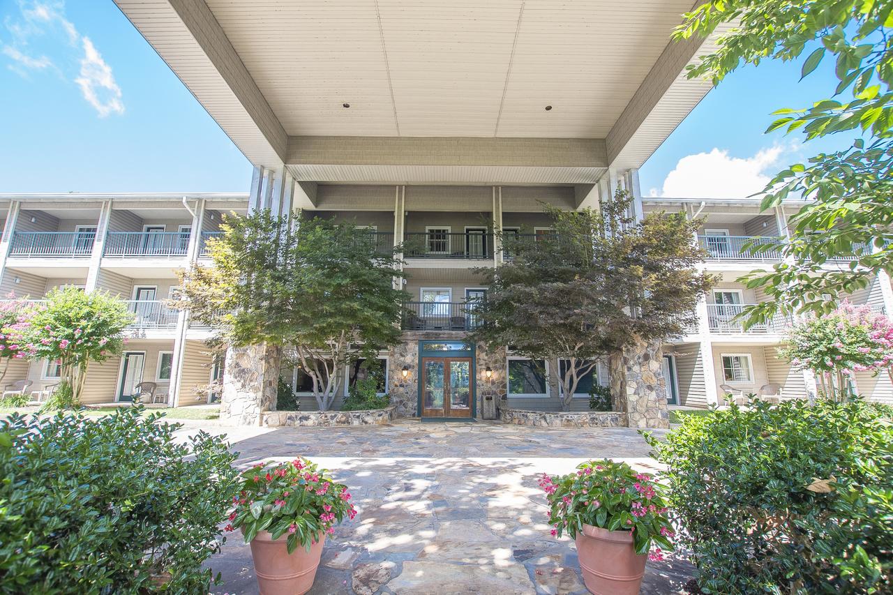 Lake Chatuge Lodge - thumb 0