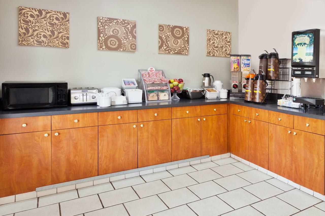 Super 8 By Wyndham Ft. Oglethorpe GA/Chatt TN Area - thumb 9