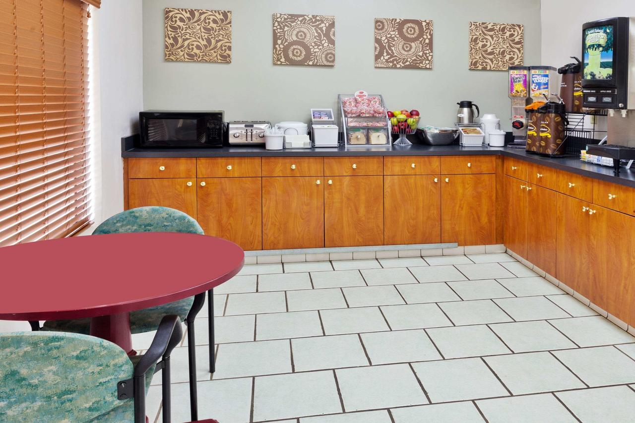 Super 8 By Wyndham Ft. Oglethorpe GA/Chatt TN Area - thumb 6