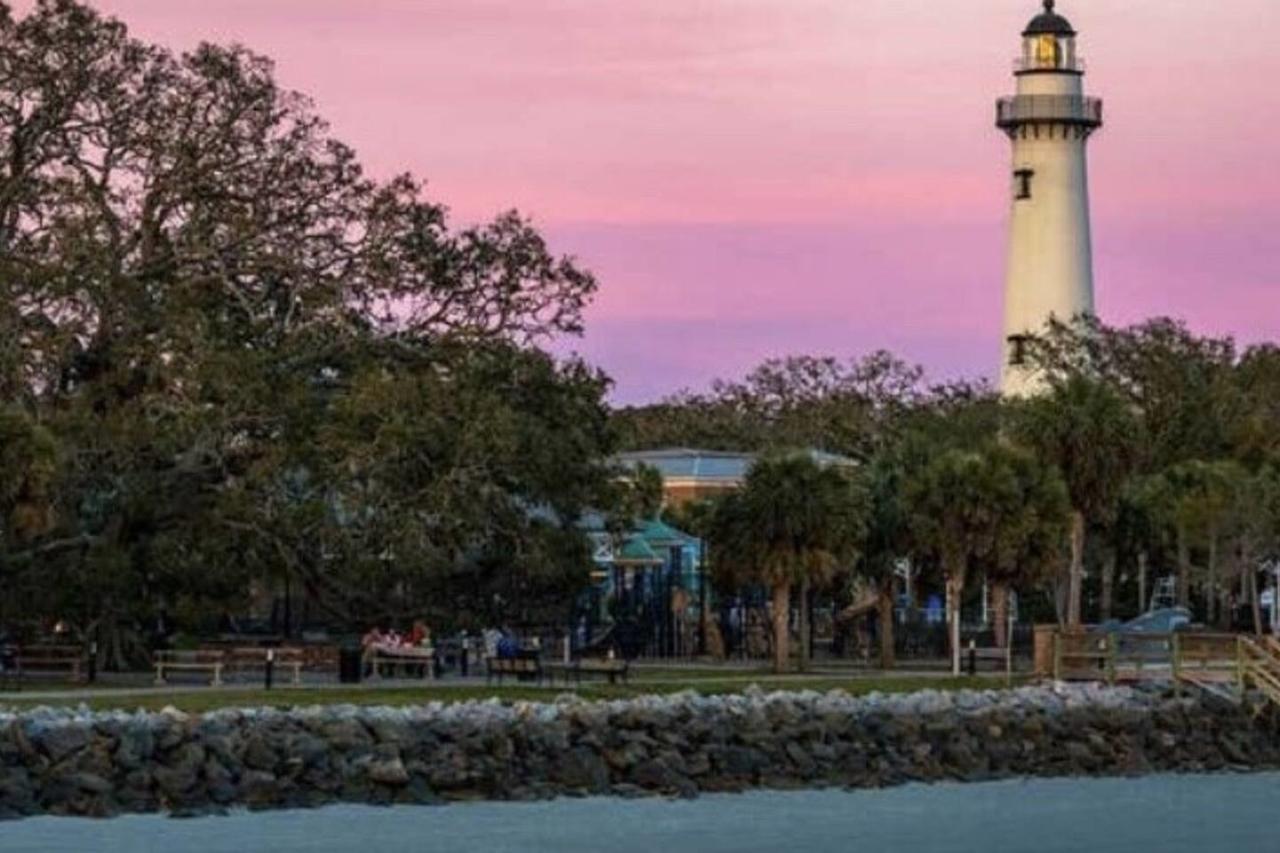 ISLAND RETREAT Gated Condo! Beach Getaway! - thumb 10