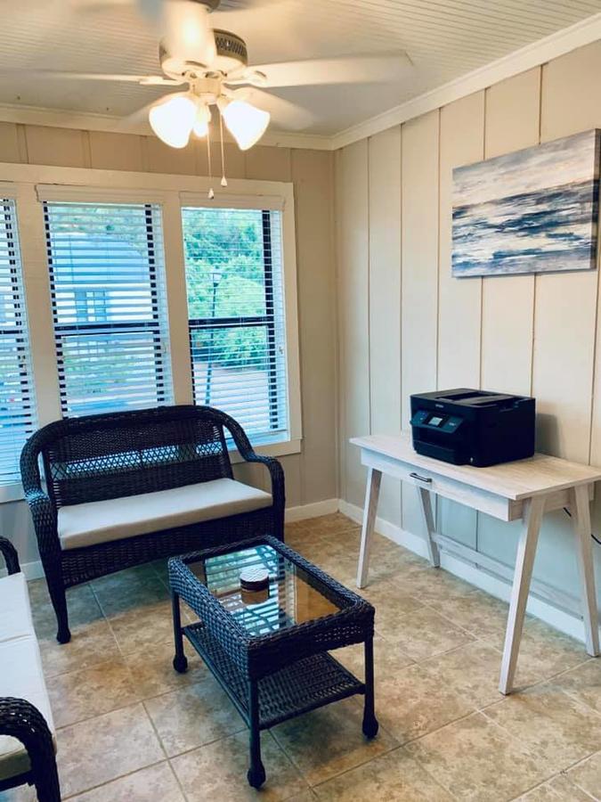 ISLAND RETREAT Gated Condo! Beach Getaway! - thumb 3