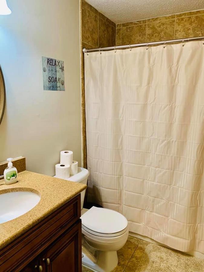 ISLAND RETREAT Gated Condo! Beach Getaway! - thumb 14