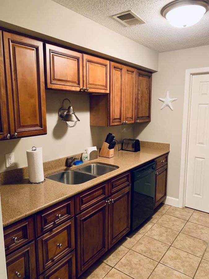 ISLAND RETREAT Gated Condo! Beach Getaway! - thumb 15