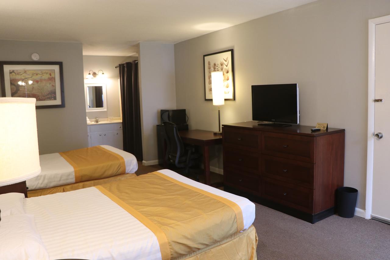 Alpine Village Inn - thumb 9