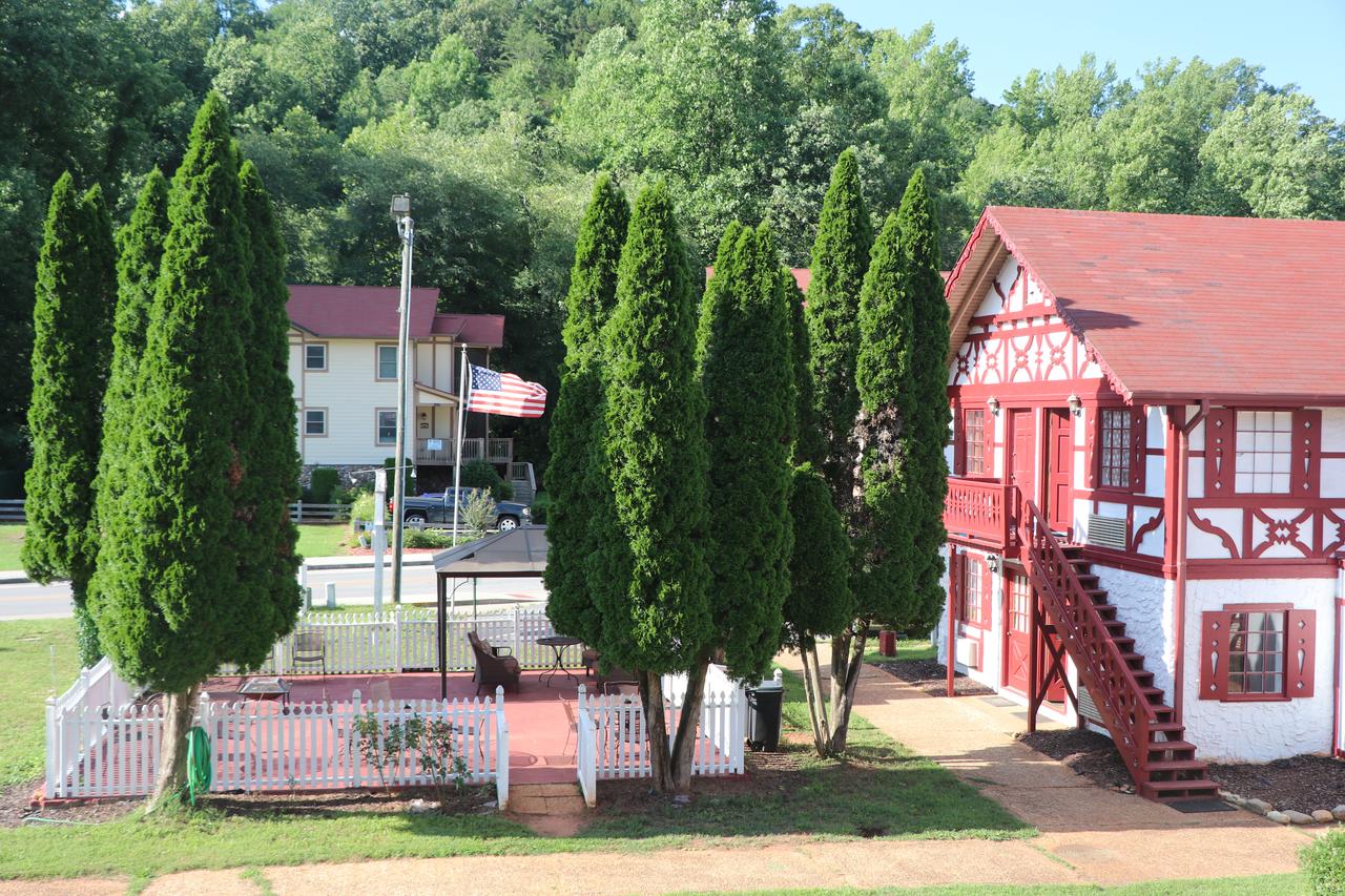 Alpine Village Inn - thumb 11