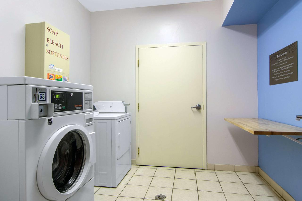 Comfort Inn & Suites - thumb 22