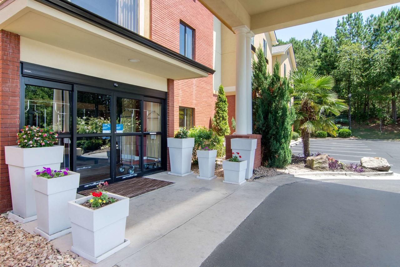 Comfort Inn & Suites - thumb 6