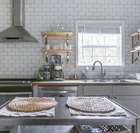 Cozy 3 Bedroom House in Downtown Atlanta - Tourism Bookings