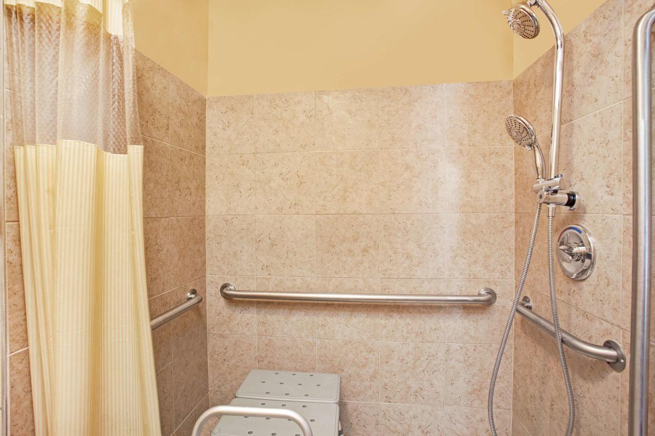 Days Inn By Wyndham Marietta White Water - thumb 25