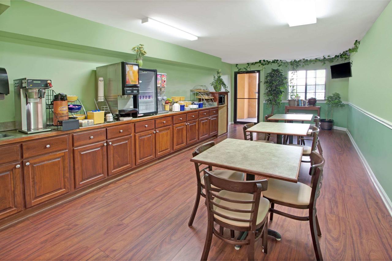 Days Inn By Wyndham Marietta White Water - thumb 26