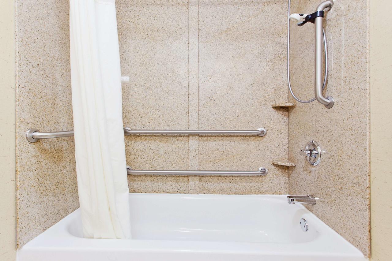 La Quinta By Wyndham Warner Robins - Robins AFB - thumb 17