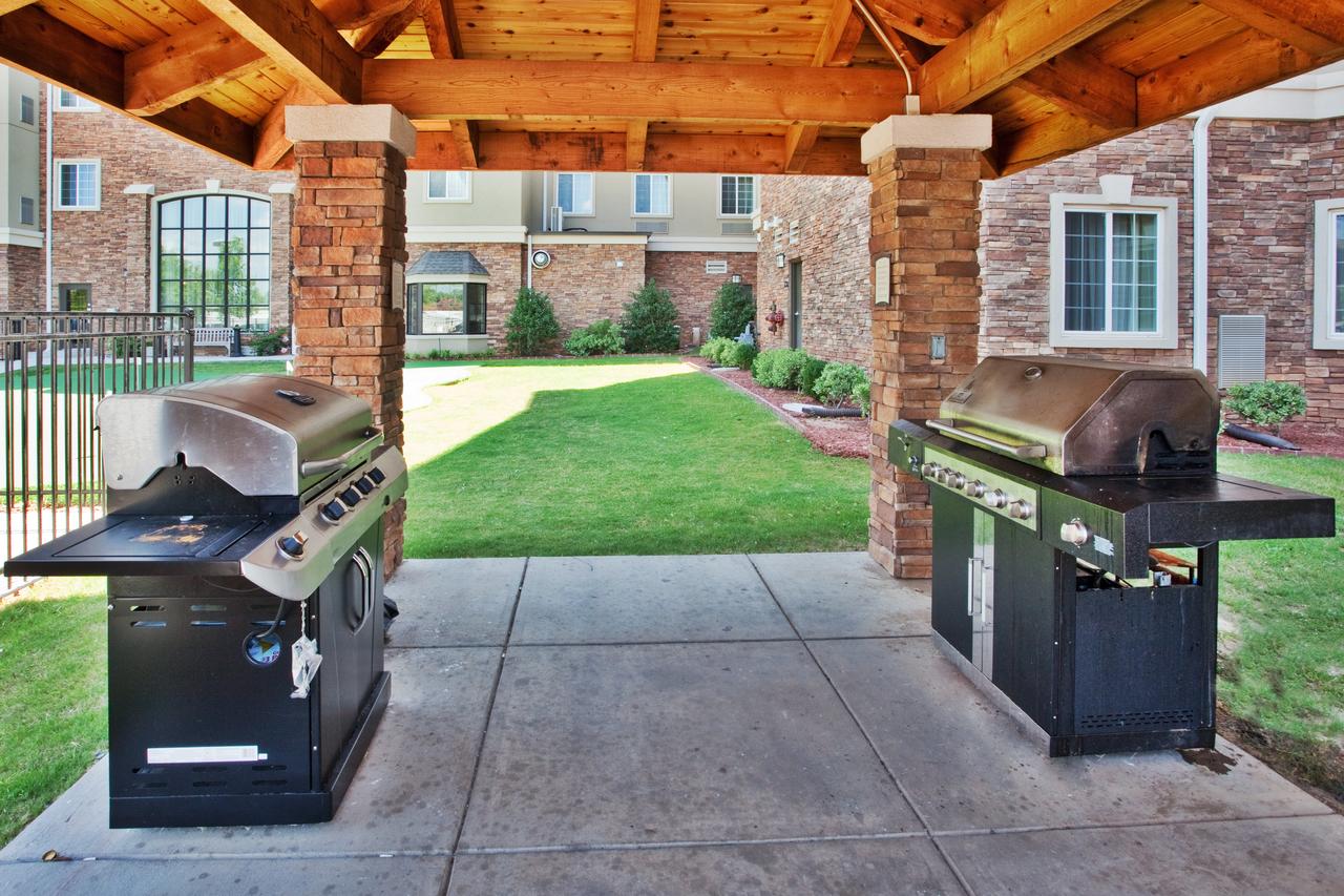 Staybridge Suites Alpharetta-North Point - thumb 33