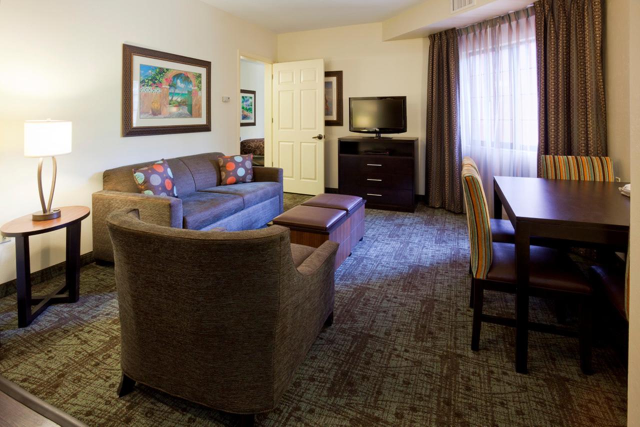 Staybridge Suites Alpharetta-North Point - thumb 28