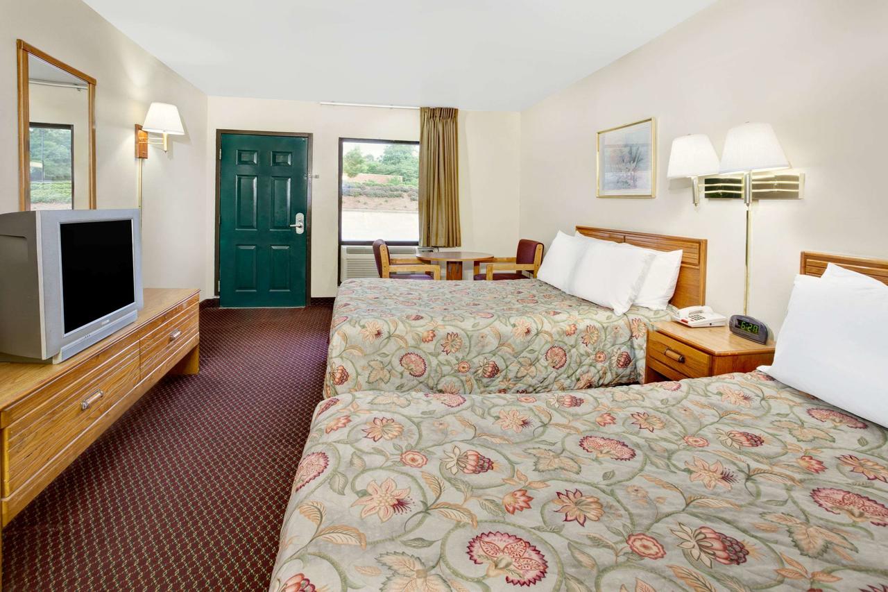 Super 8 By Wyndham Marietta/West/Atl Area - thumb 17