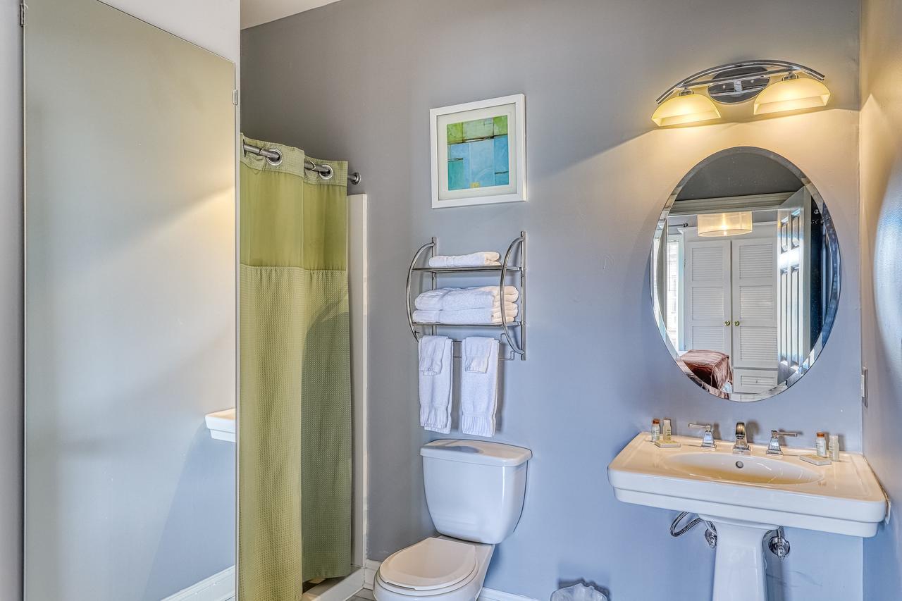 Savannah Lez Frederick - thumb 40