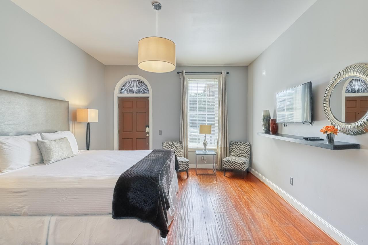 Savannah Lez Frederick - thumb 15