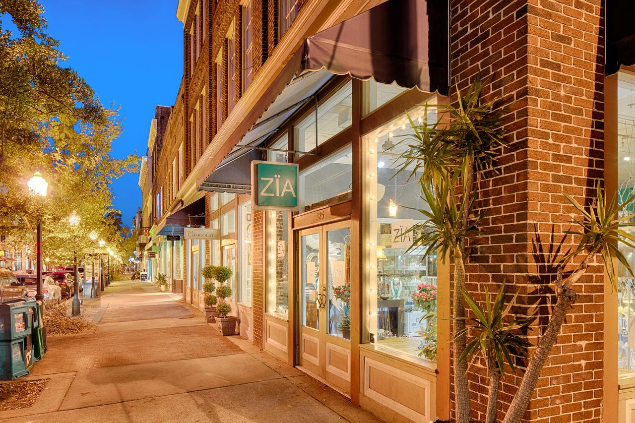 Savannah Lez Frederick - thumb 22