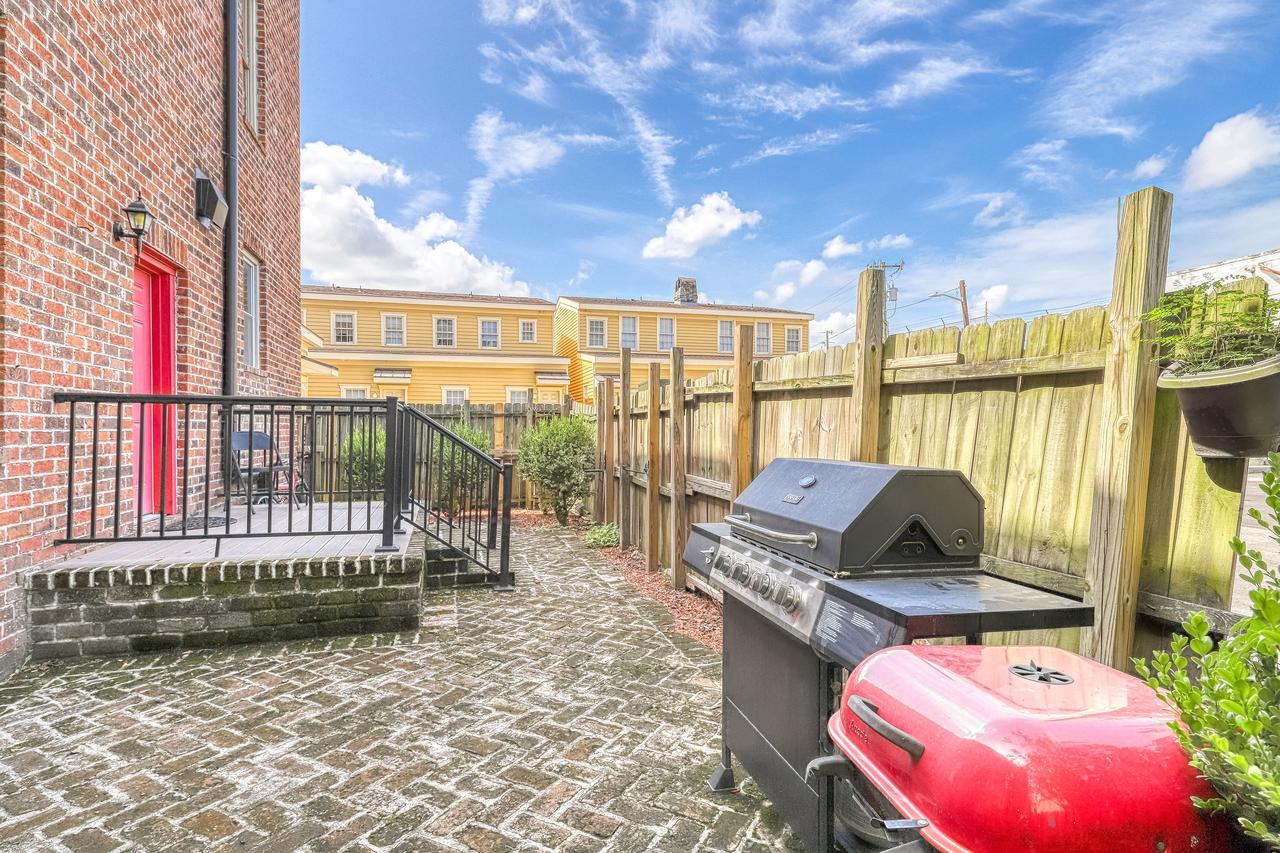 Savannah Lez Frederick - thumb 5