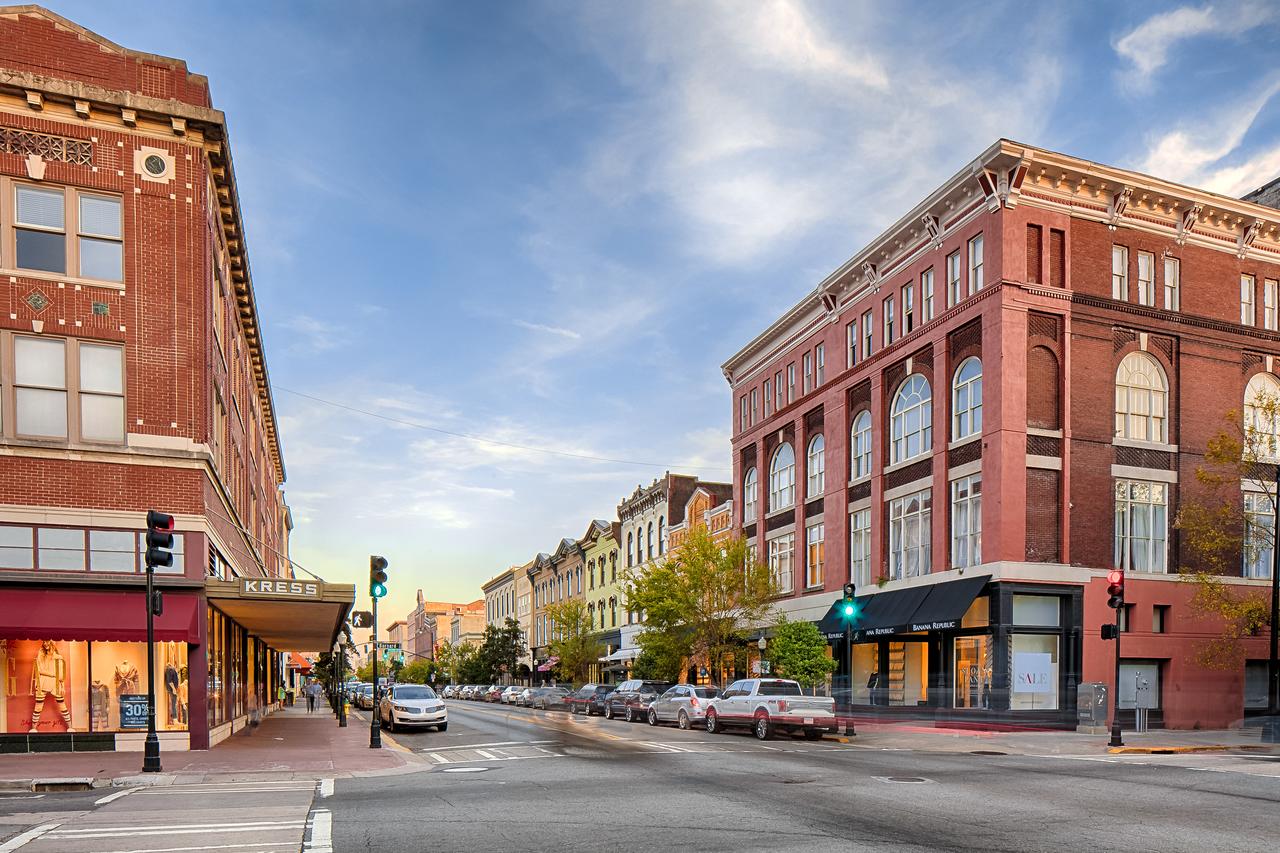 Savannah Lez Frederick - thumb 23