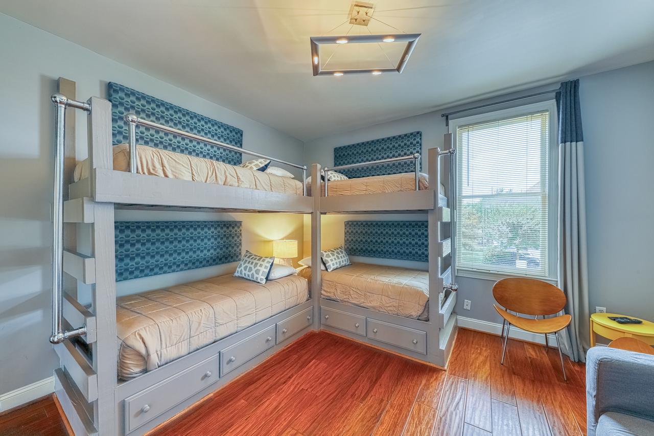 Savannah Lez Frederick - thumb 3