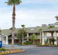 Days Inn  Suites by Wyndham Jekyll Island - Tourism Bookings