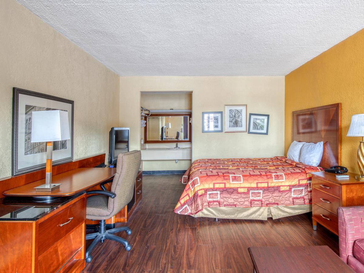 OYO Hotel Atlanta Airport Southeast - thumb 17