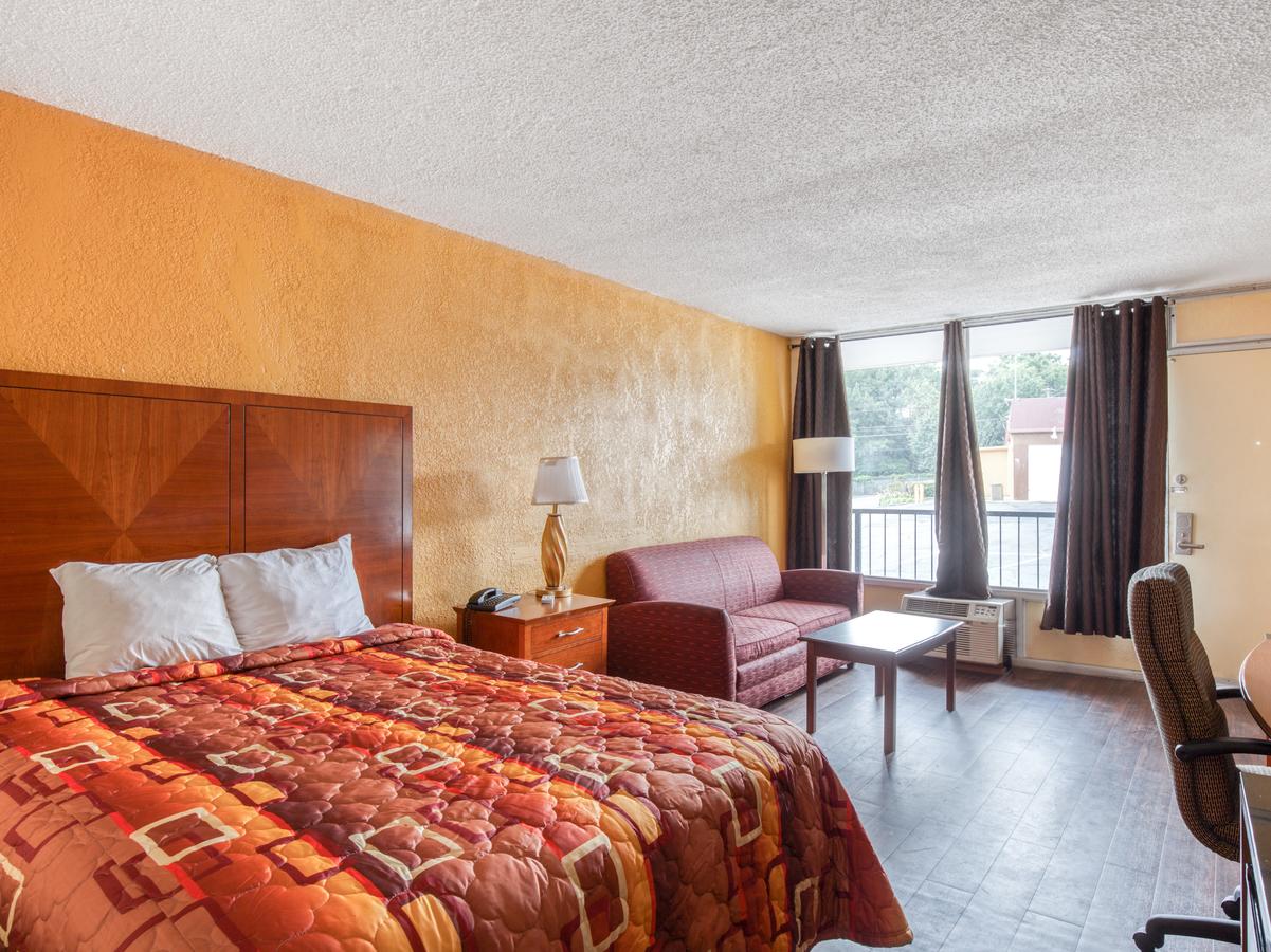 OYO Hotel Atlanta Airport Southeast - thumb 22