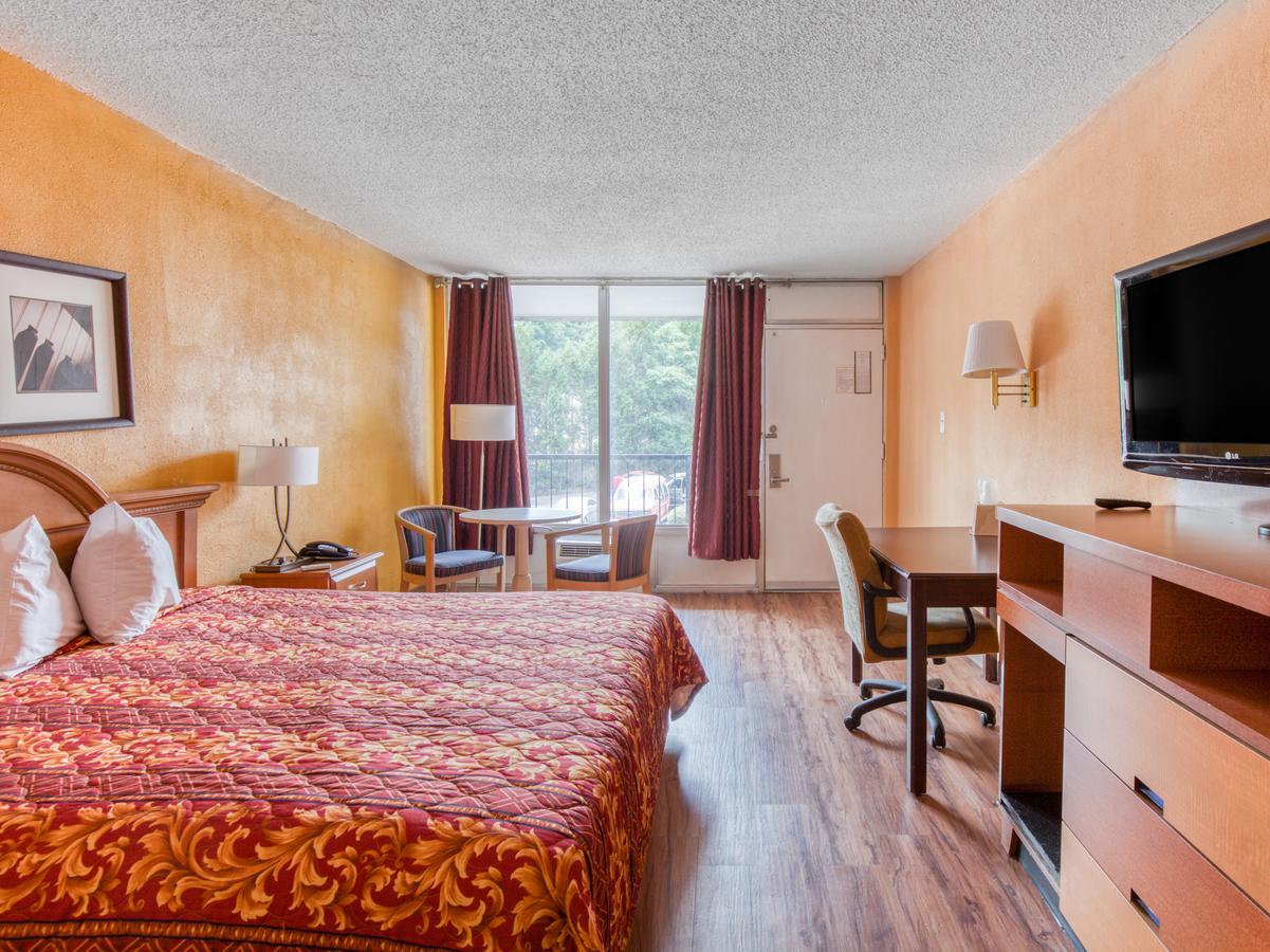 OYO Hotel Atlanta Airport Southeast - thumb 9