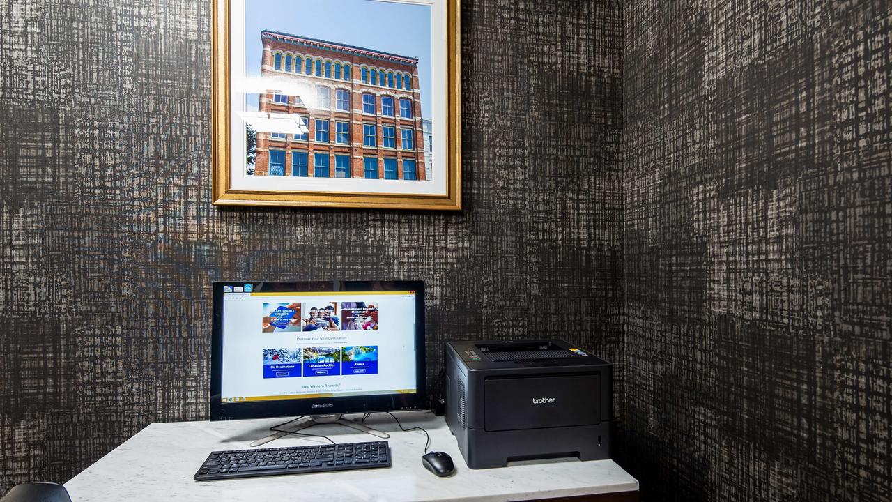 Best Western Inn & Suites - thumb 11