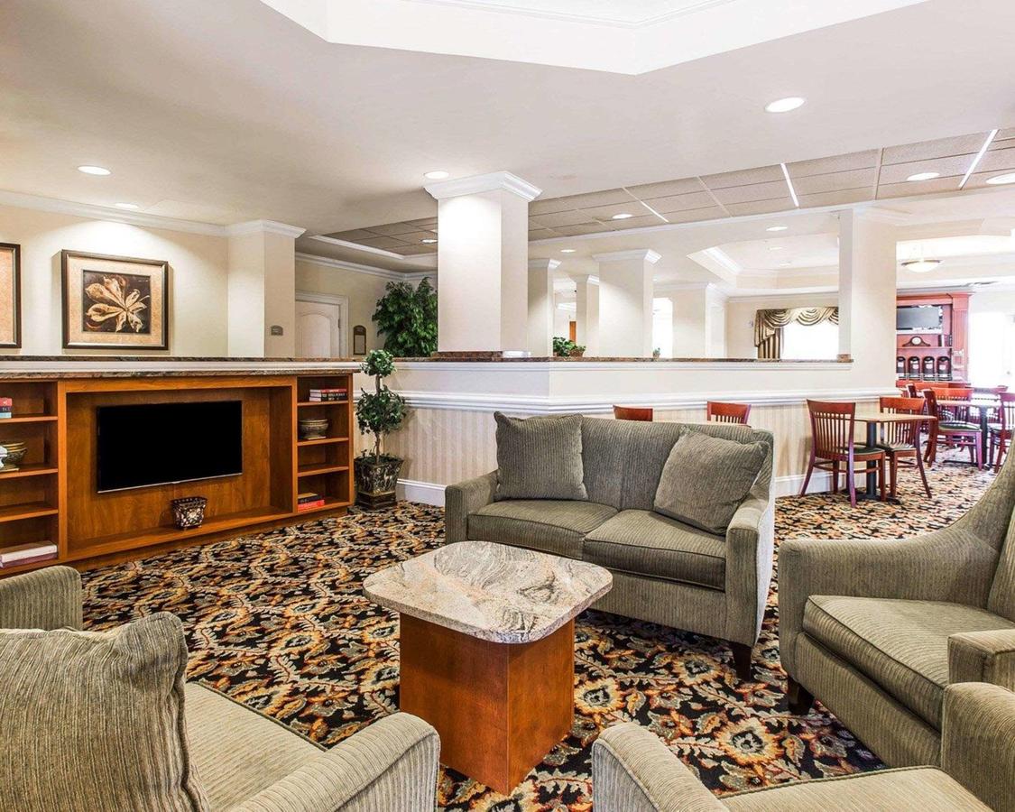 Comfort Suites - thumb 15