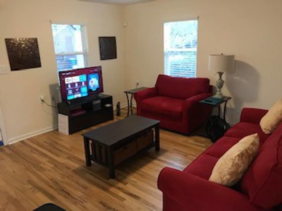 642 McDonald Street Southeast - thumb 0