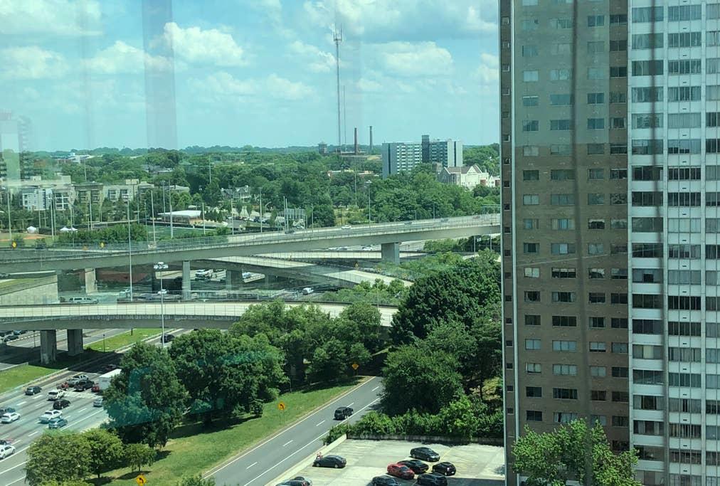 Sophisticated Suite In Awesome Location Atlanta - thumb 23