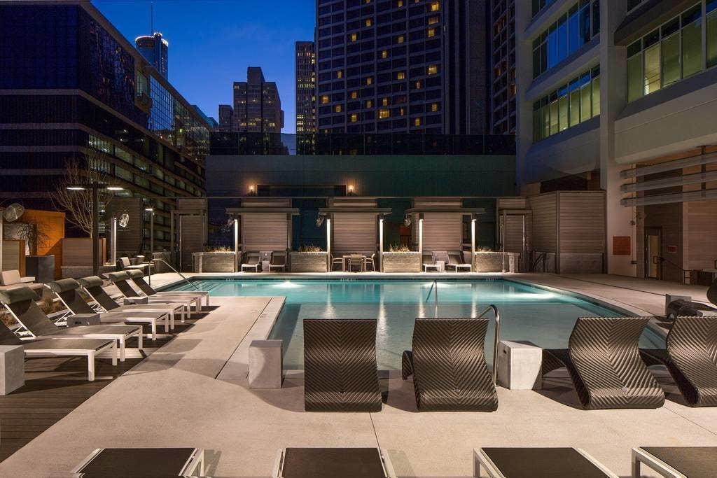 Sophisticated Suite In Awesome Location Atlanta - thumb 21