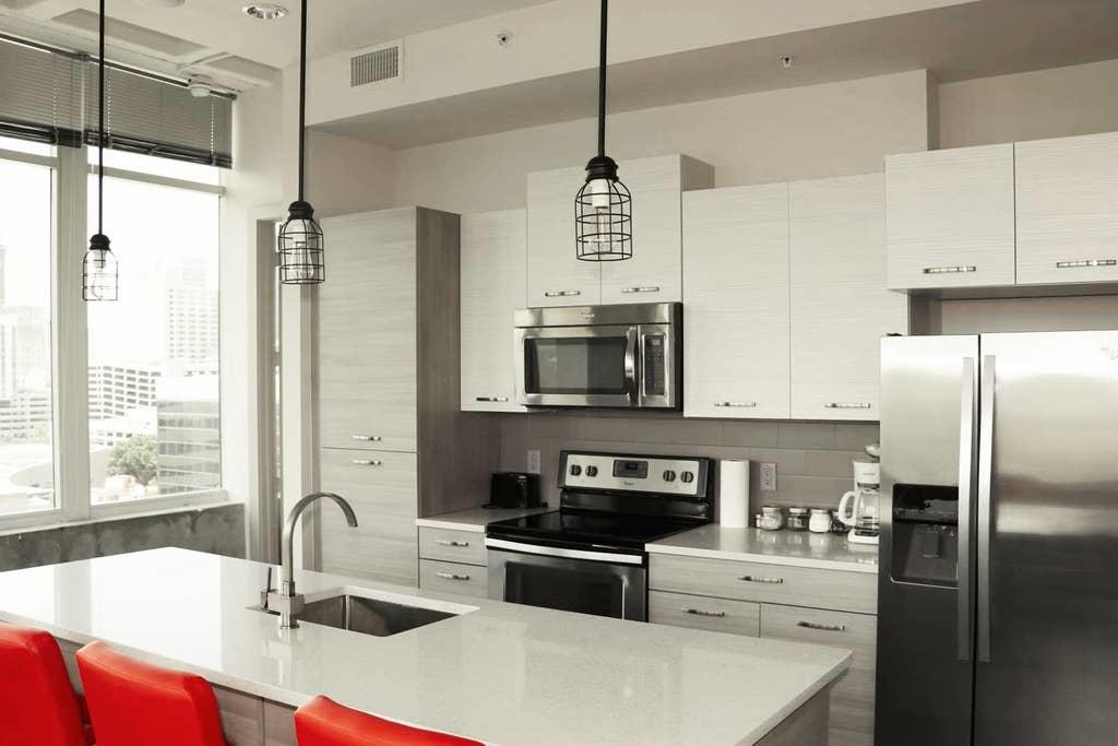 Sophisticated Suite In Awesome Location Atlanta - thumb 6