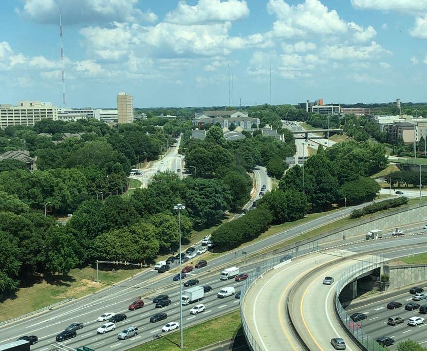 Sophisticated Suite In Awesome Location Atlanta - thumb 15