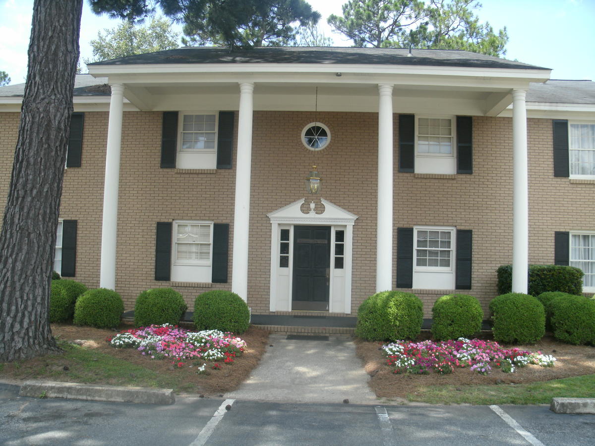 Merry Acres Inn - thumb 0