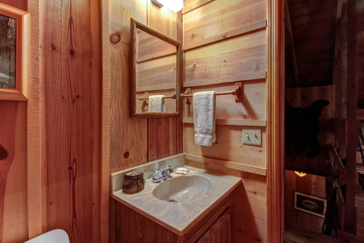 A Rustic Retreat - thumb 31