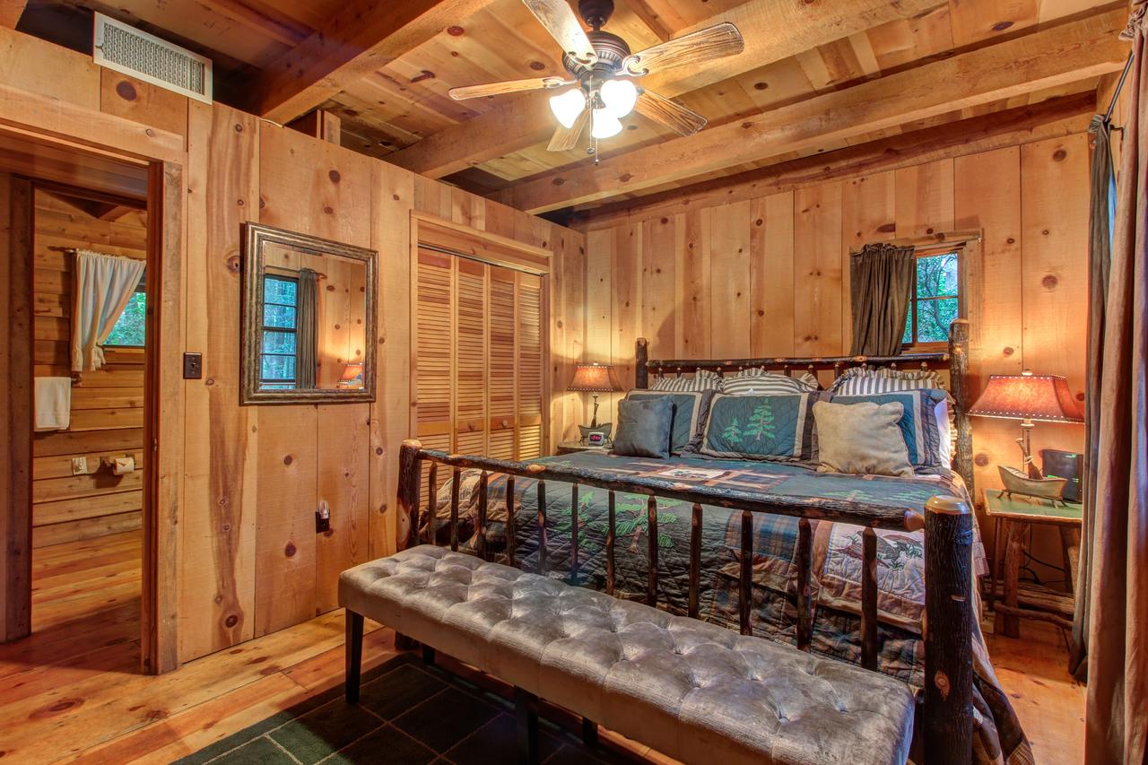 A Rustic Retreat - thumb 10