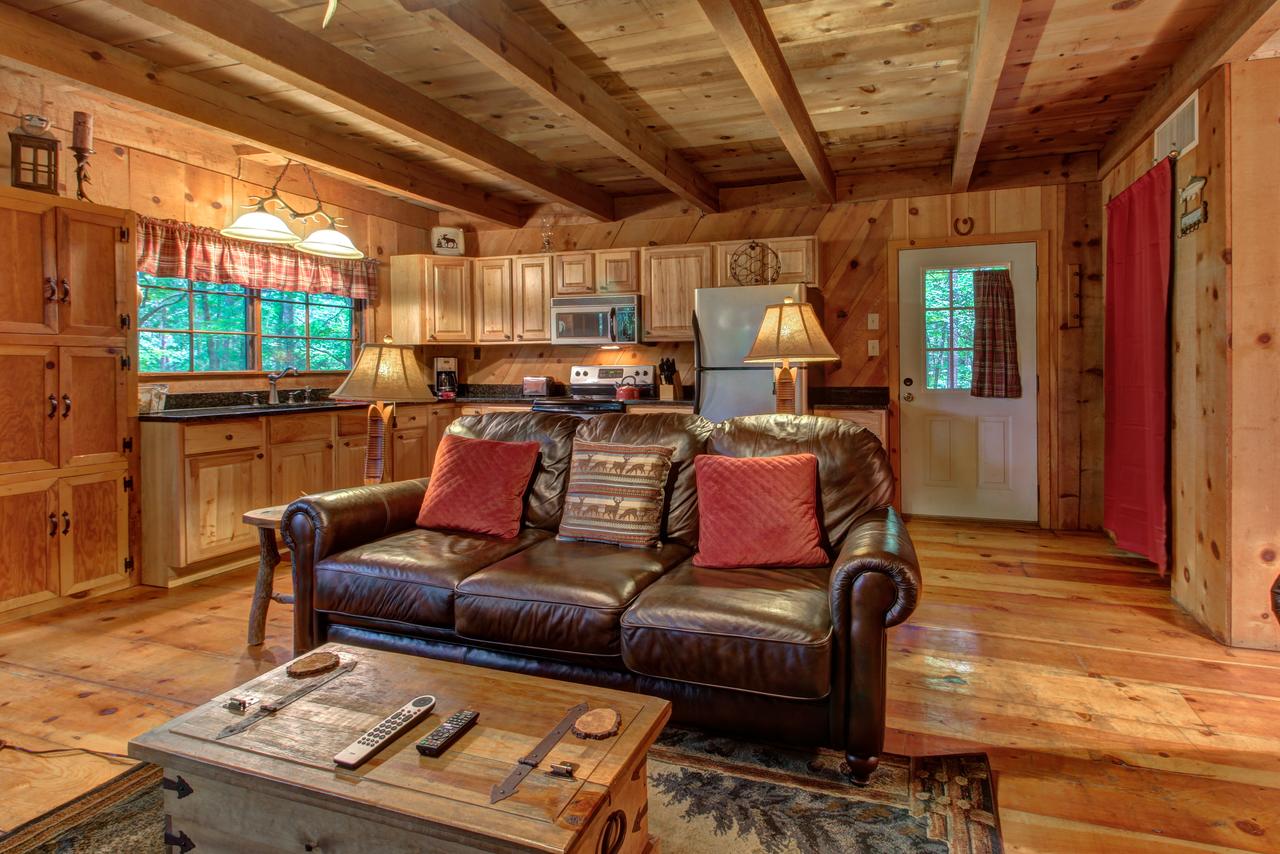 A Rustic Retreat - thumb 5